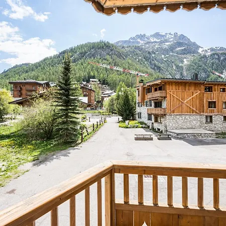 Superbe 3 Pièces, Proche Centre, Avec Parking - Fr-1-518-168